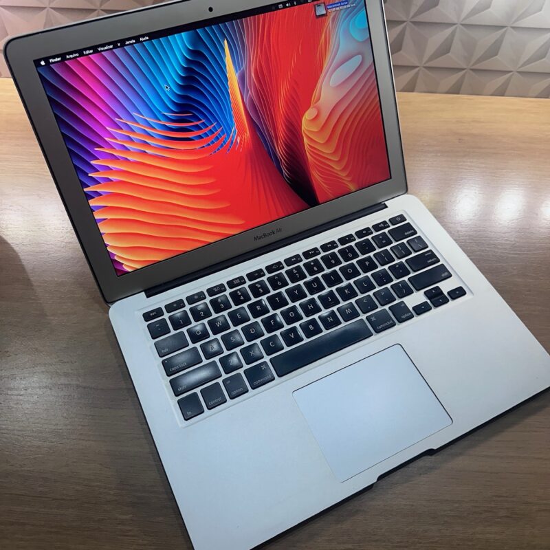 Apple MacBook Air (Early) 2011 i5 (126Gb) 4Gb de ram