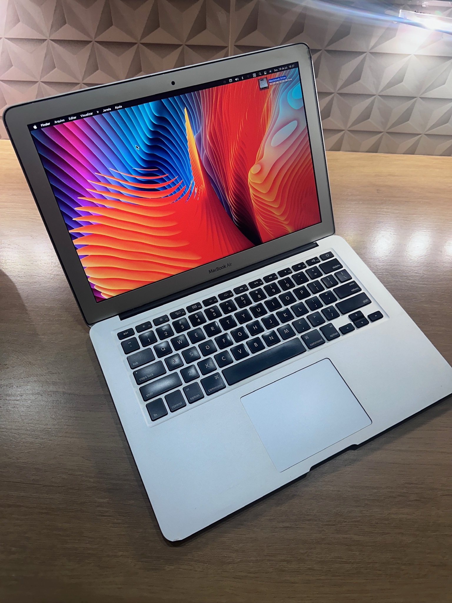 Apple MacBook Air (Early) 2011 i5 (126Gb) 4Gb de ram