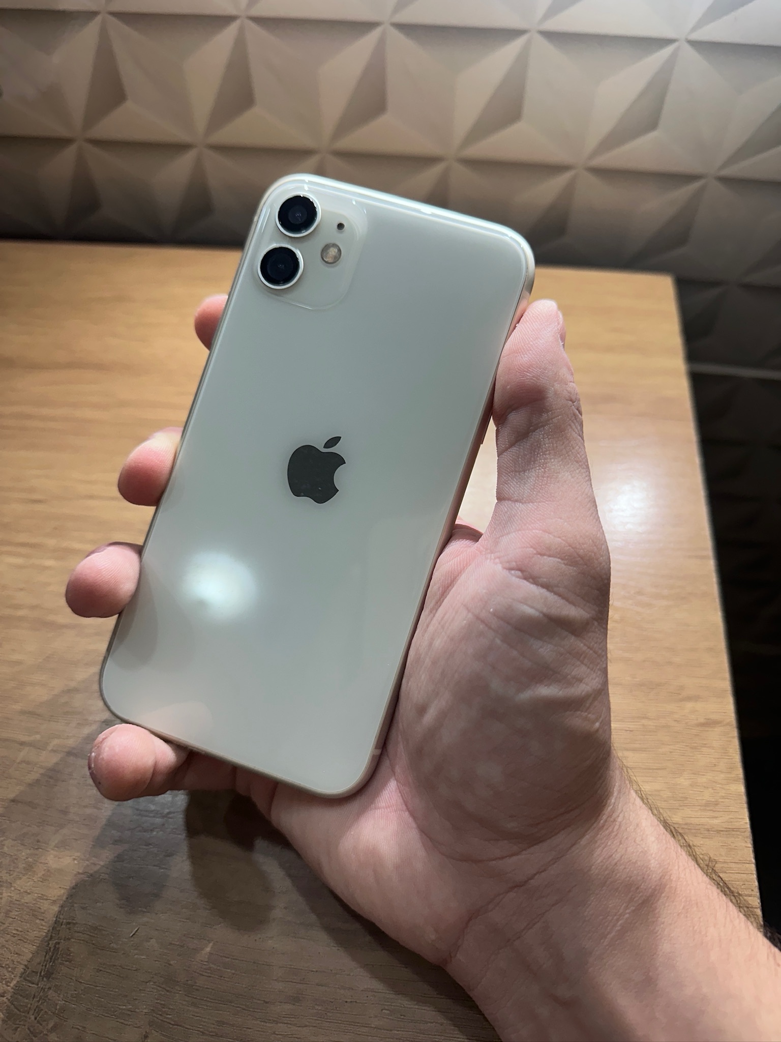 Apple iPhone 11 (128Gb) Branco