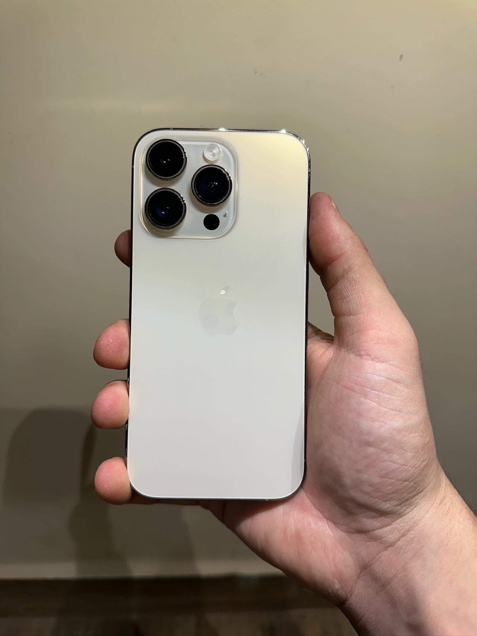 Apple iphone 14 Pro (128Gb) Dourado