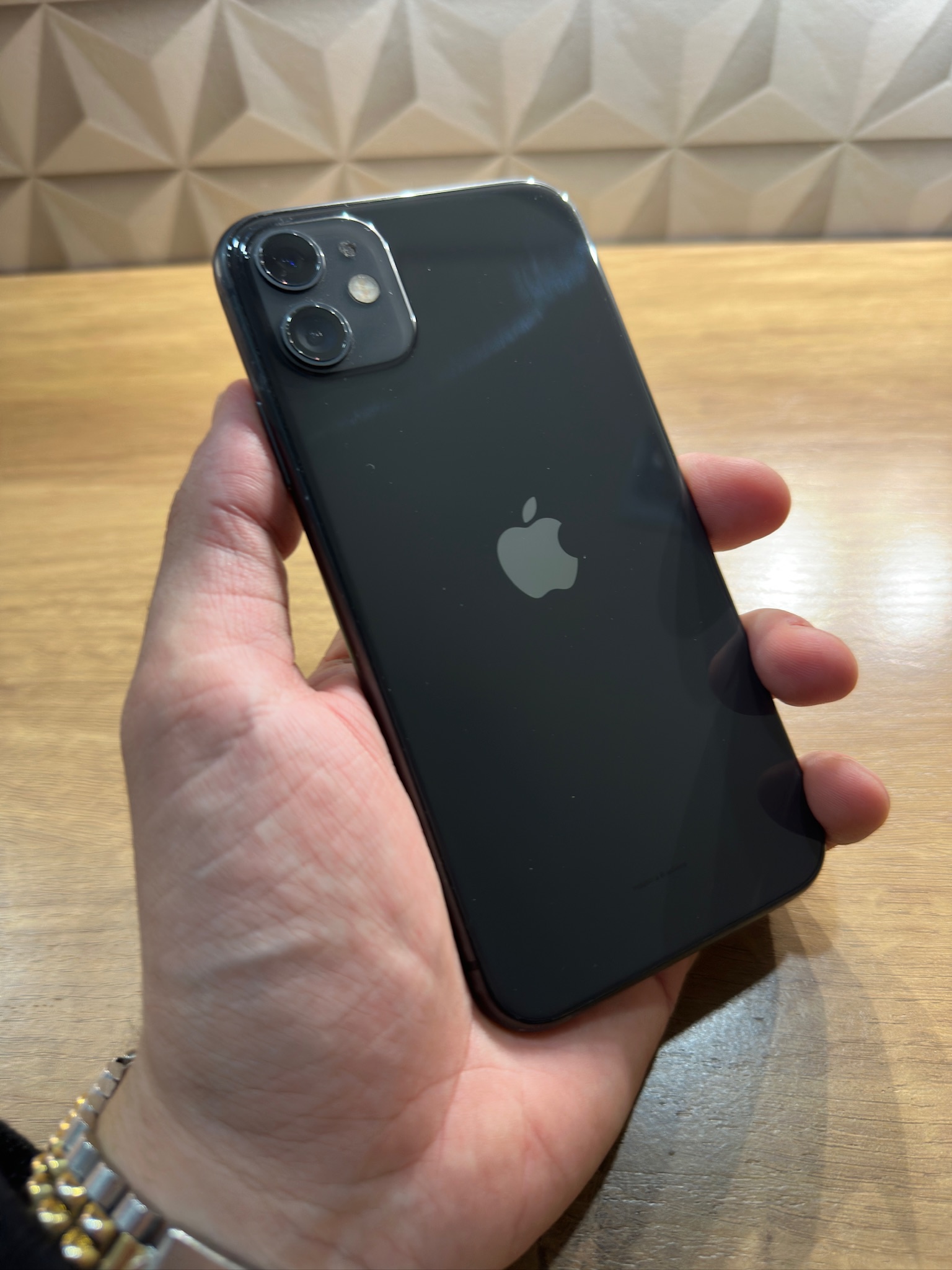 Apple iPhone 11 (128Gb) Preto